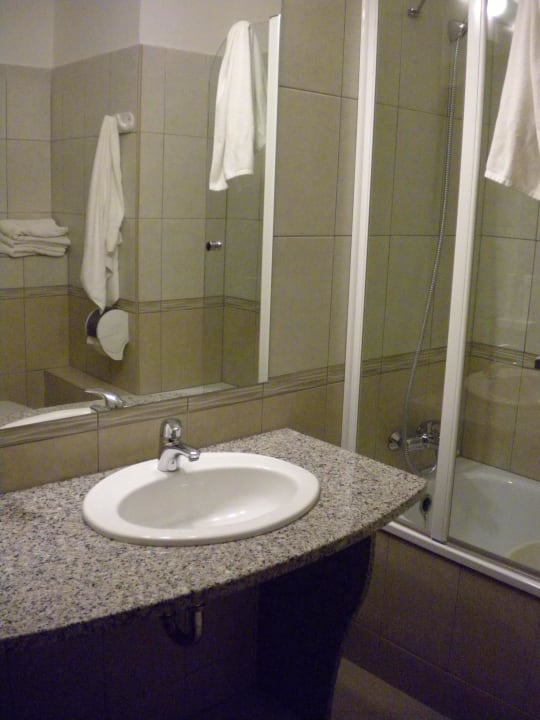Bathroom Hotel Kapitany Wellness