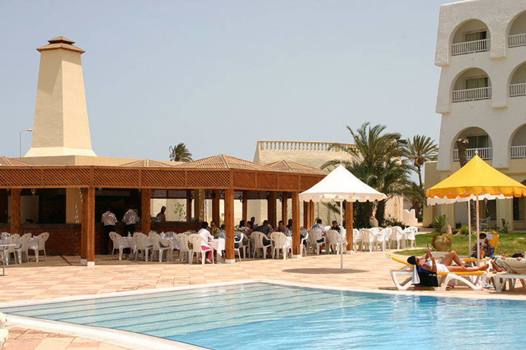 Chiringuito piscina Sidi Mansour Resort & Spa