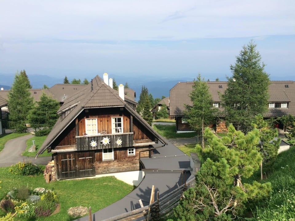 Blick auf die Chalets Mountain Resort Feuerberg