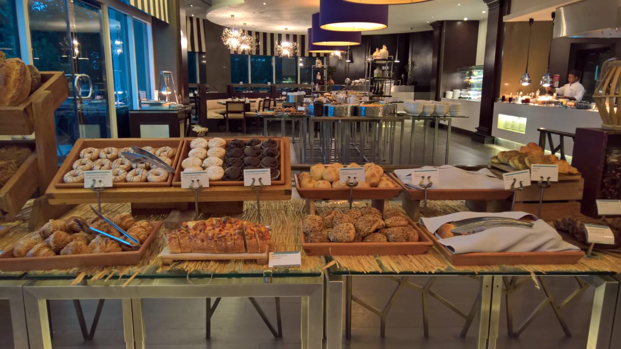 Gastro Le Meridien Mina Seyahi Beach Resort & Waterpark