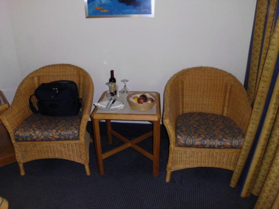 Sitzecke Constantinou Bros Athena Royal Beach Hotel