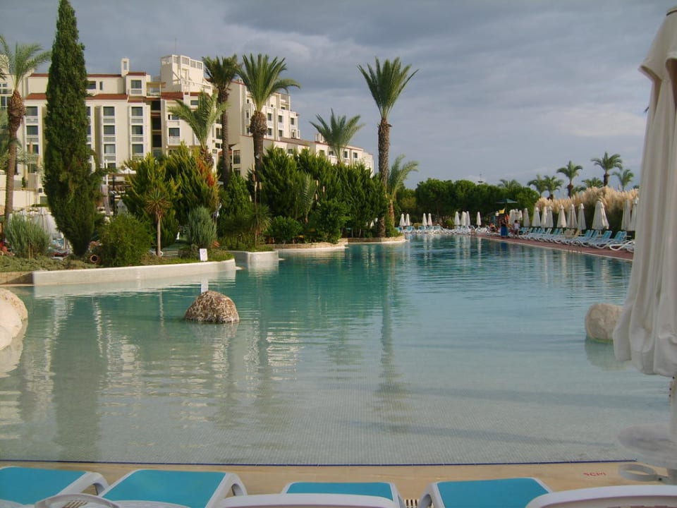 Blick über die Poollandschaft  PALOMA Perissia