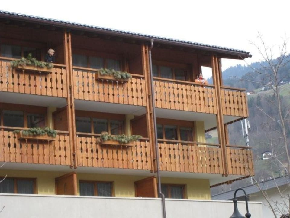 Balkon, Ostseite auch gut Hotel Zimba