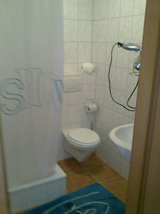 Bad My Airport Hotel & Pension