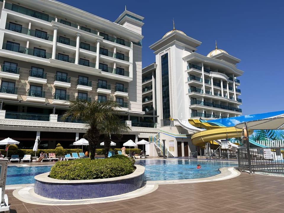 Pool Luna Blanca Resort & Spa