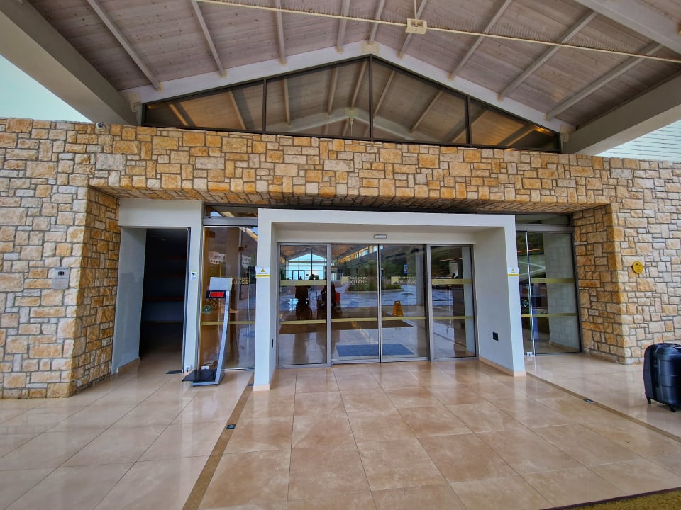 Lobby Blue Lagoon Village