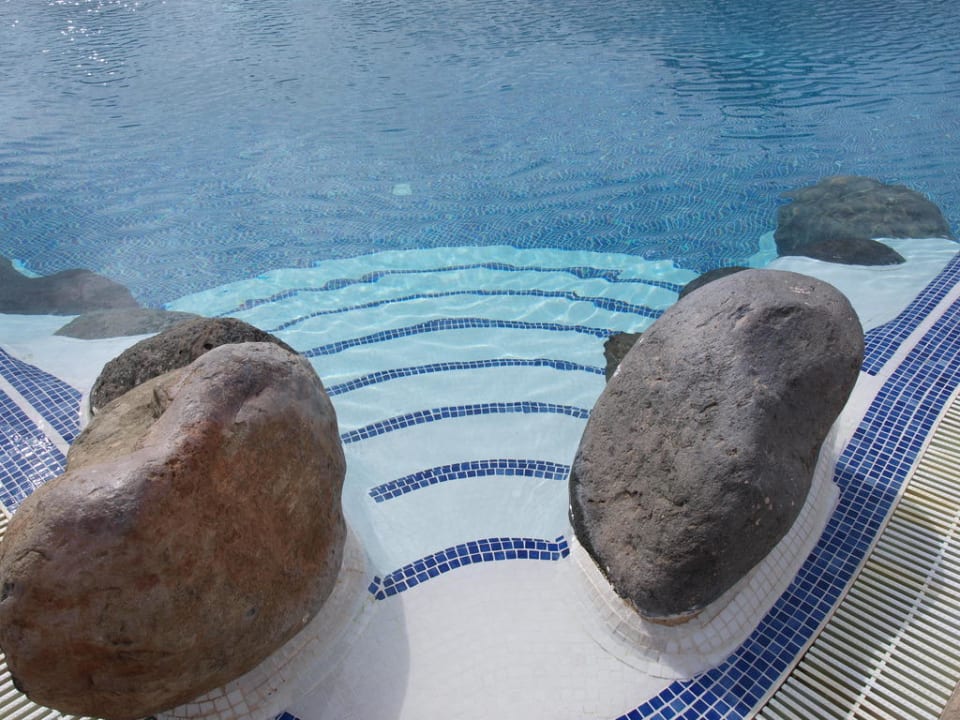 Eingang großer Pool allsun Hotel Esplendido