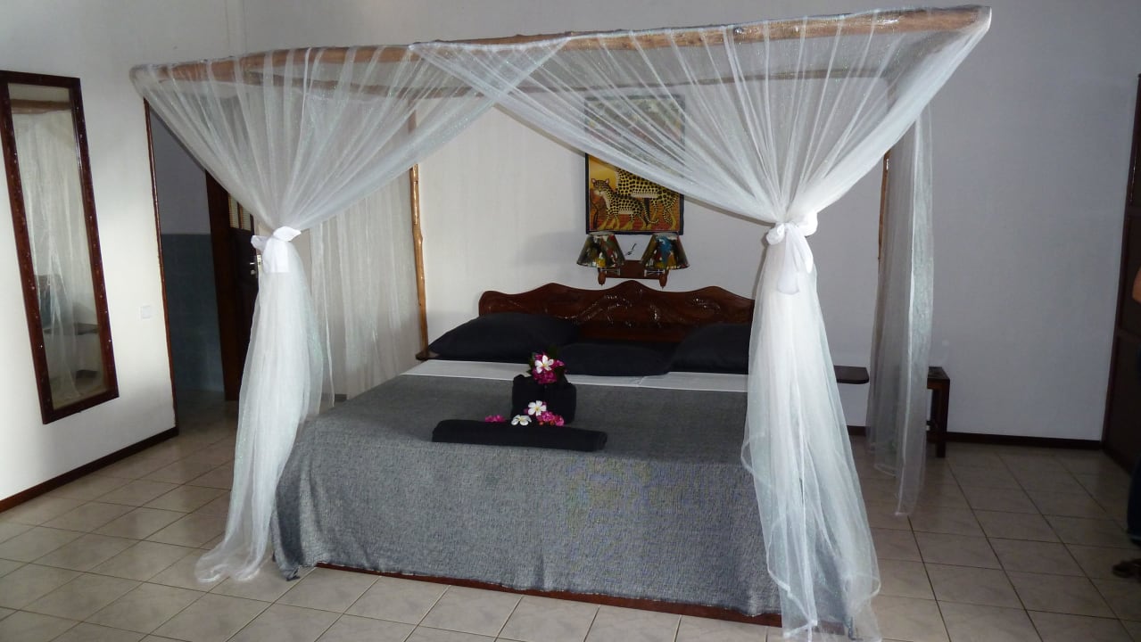 Bungalow Kilwa Chuini Zanzibar Beach Lodge