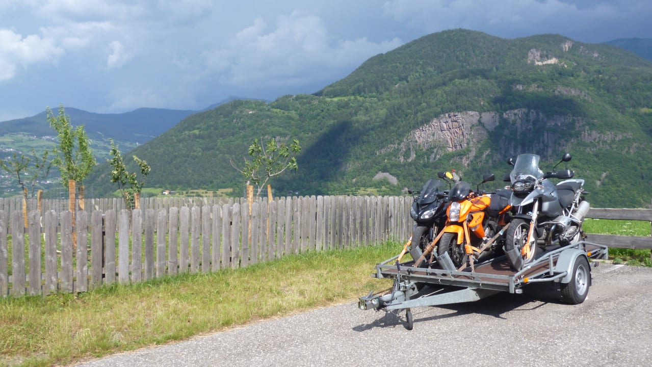 Parkplatz (Abreise) Hotel-Chalet Pennhof