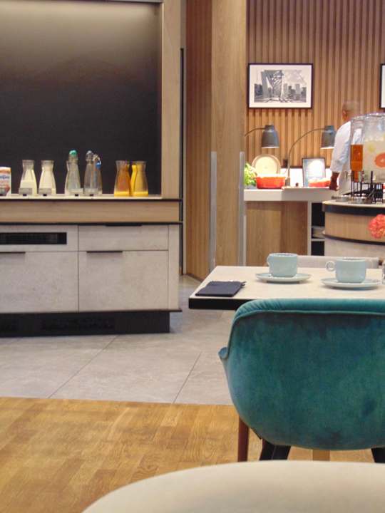 Gastro Radisson RED, Oslo Airport