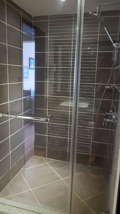 Zimmer Pearle Beach Resort & Spa