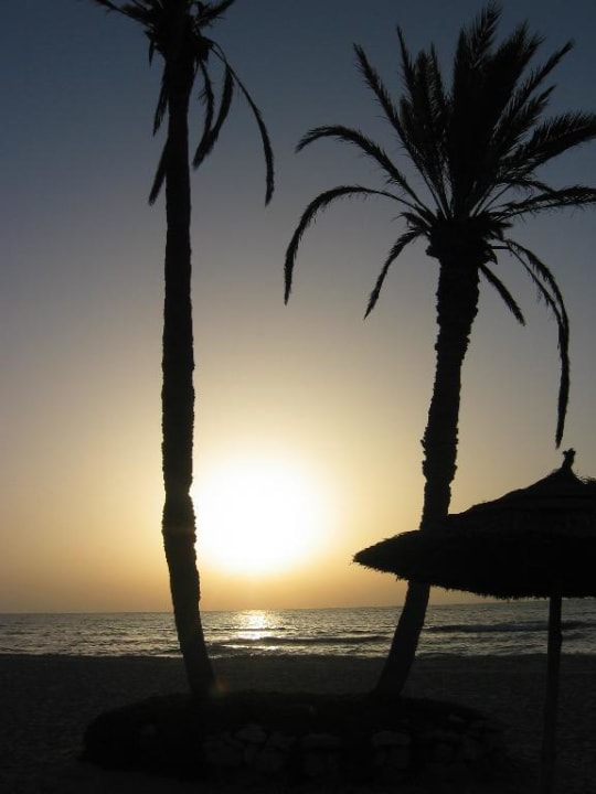 Sonnenaufgang am Strand Djerba Castille