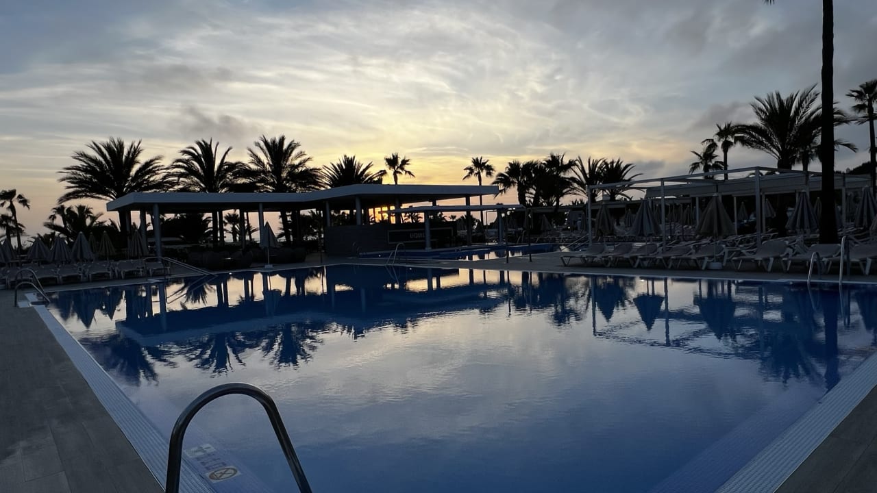 Pool Hotel Riu Chiclana