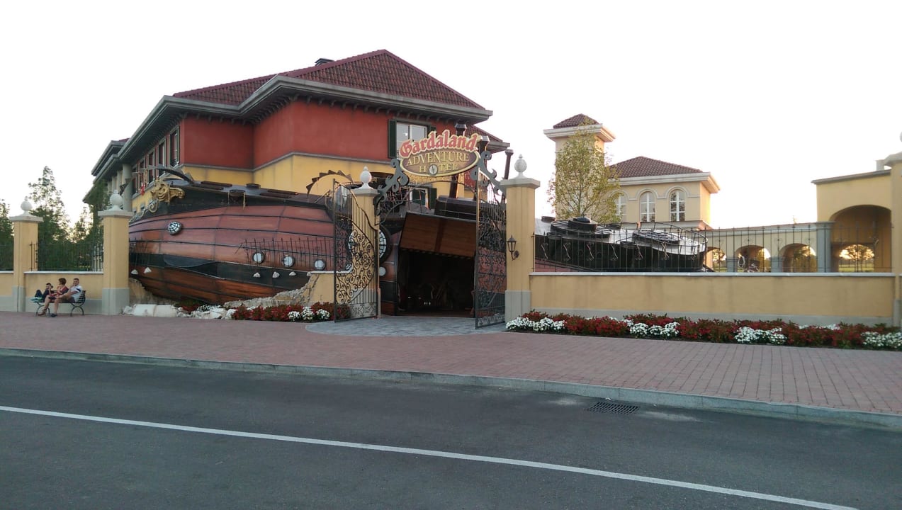 Eingang Gardaland Adventure Hotel