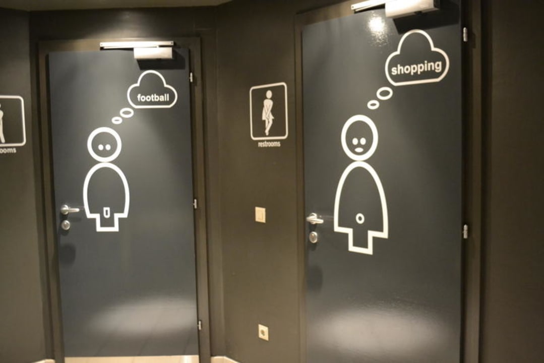 Hoteltoiletten Max Brown Hotel 5th District, part of Sircle Collection