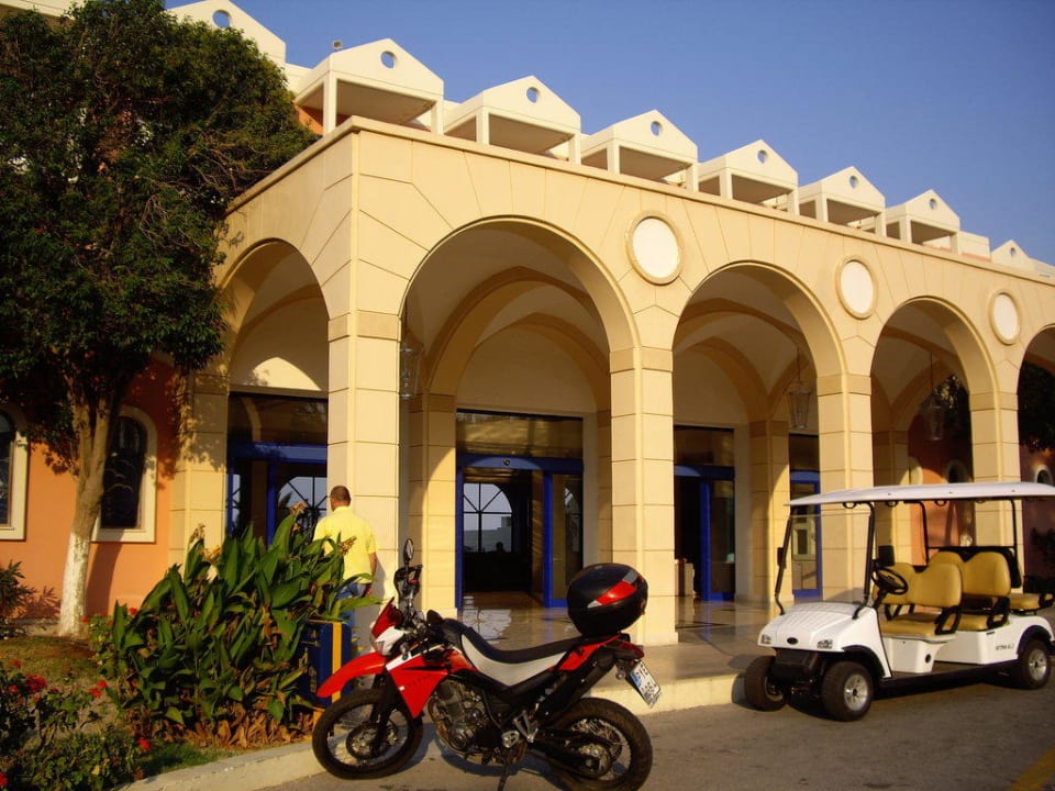 Eingangsbereich Kresten Palace Hotel