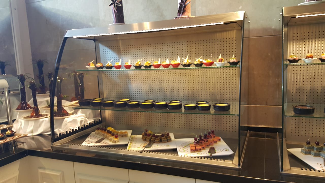 Lecker Well Palace Side