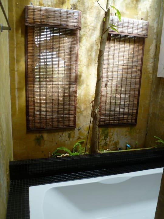 Badewanne oben offen Hotel Sita Beach Resort & Spa