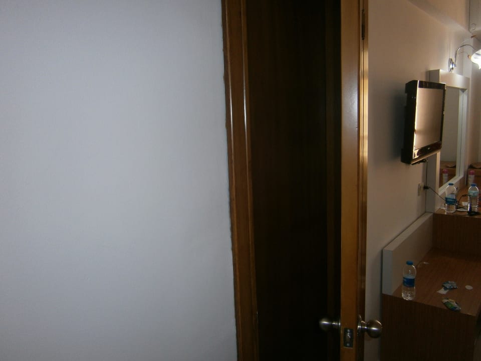 Tür ins andere Zimmer Hotel Diamore