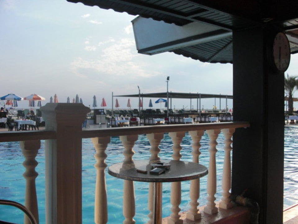 Blick von der Poolbar aus Hotel Club Nena