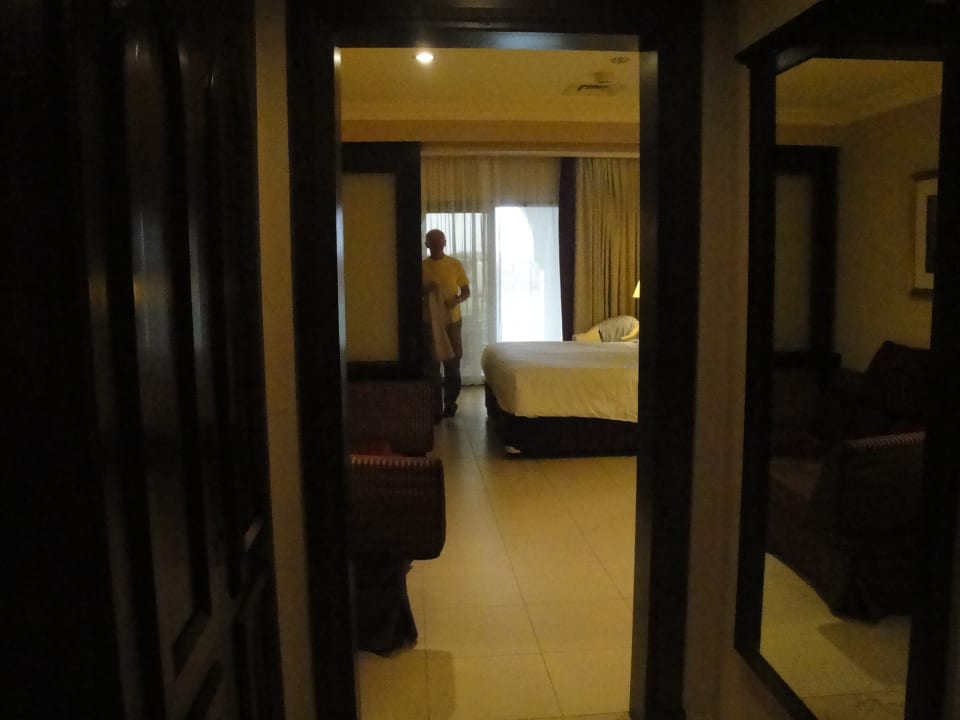 Zimmer Miramar Al Aqah Beach Resort