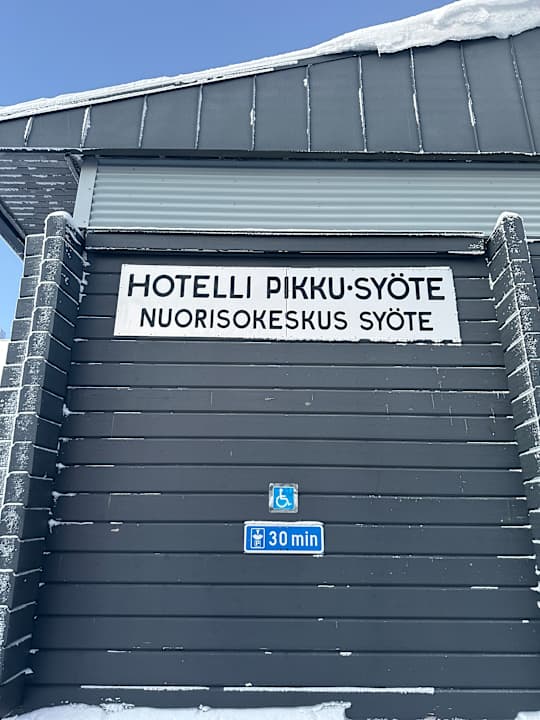 Außenansicht Hotelli Pikku-Syöte