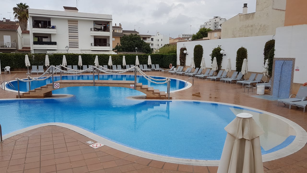 Pool BQ Can Picafort