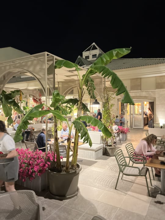 Gastro Can Garden Resort
