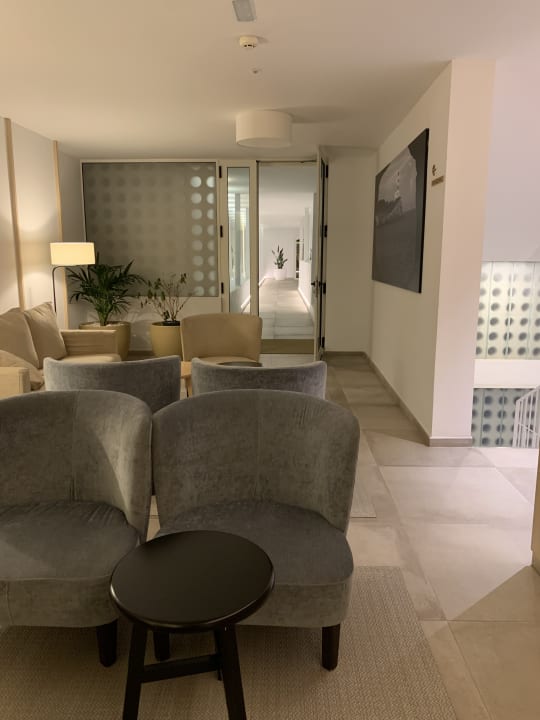 Lobby BG Hotel Caballero