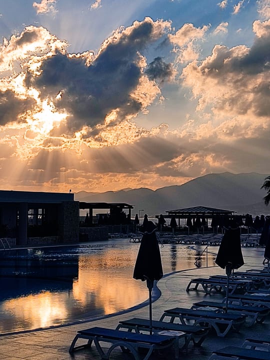 Pool Grand Hotel Holiday Resort