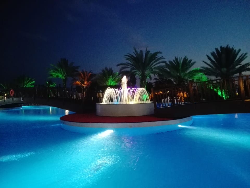 Außenansicht Granada Luxury Okurcalar