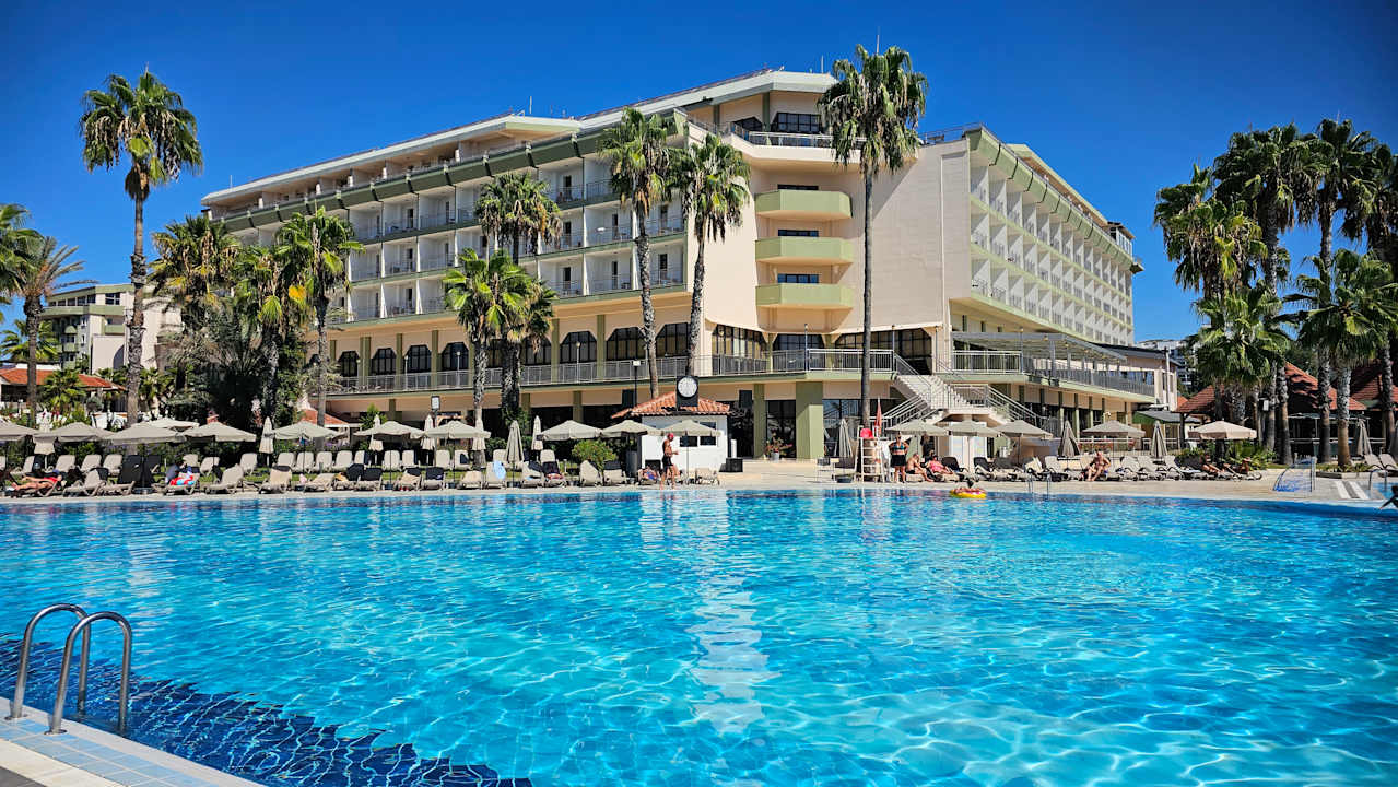 Pool Adora Hotel & Resort