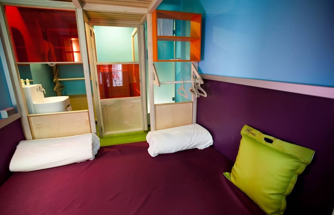 Guest Room Hotel Exquis