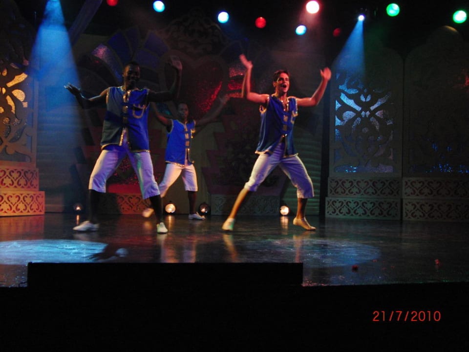 Bollywoodshow TUI MAGIC LIFE Africana