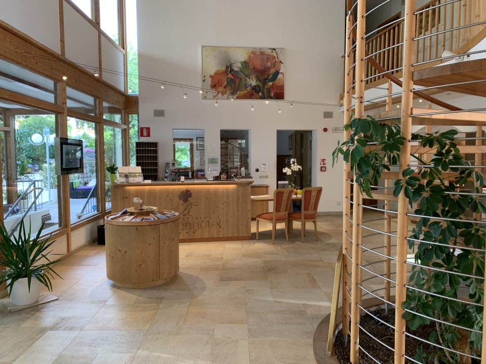 Lobby Baumgartner's Blumenhotel