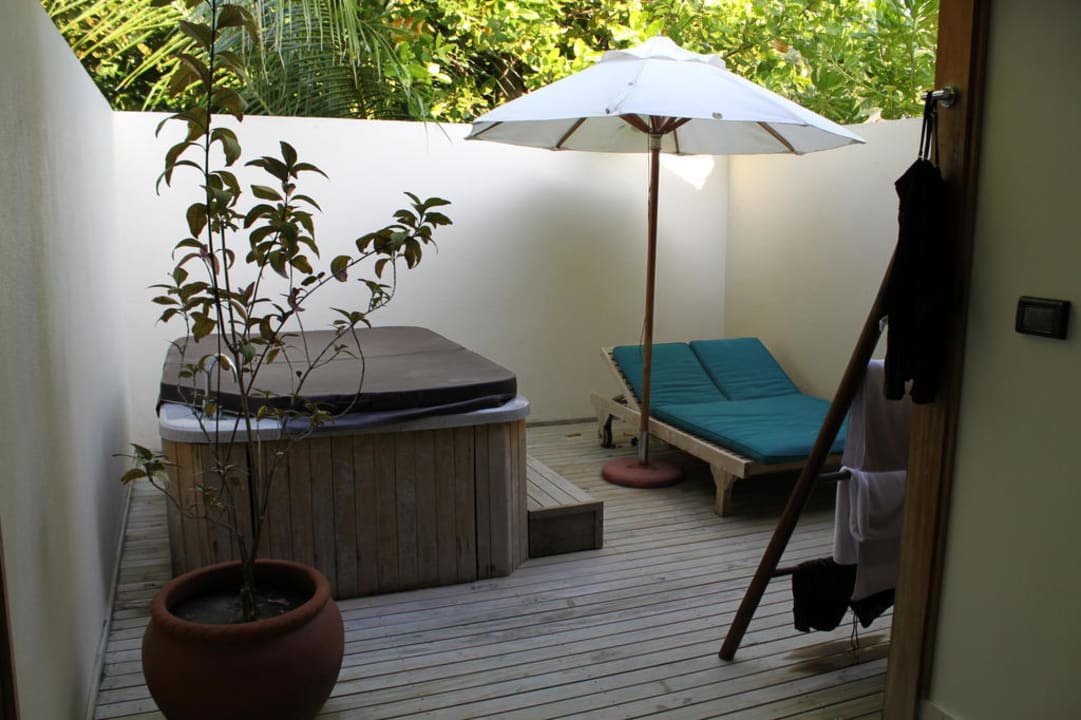 Unser Jacuzzi Meeru Maldives Resort Island