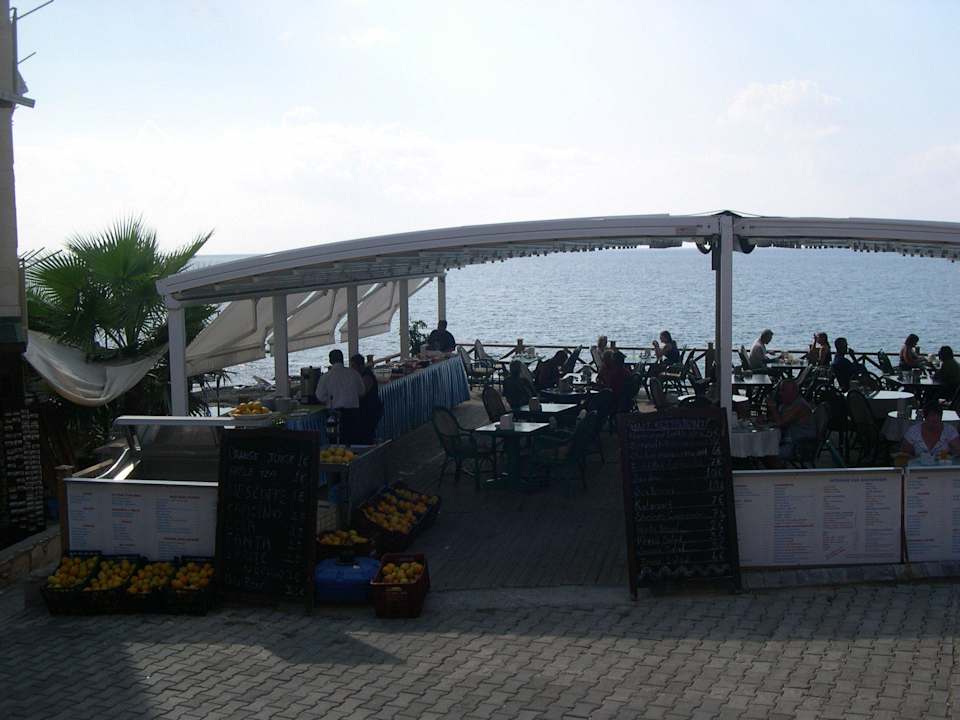 Terrasse für Essen am Meer Elit Köseoglu Hotel