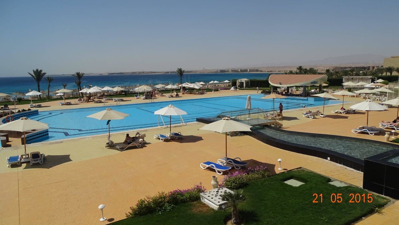 Pool von der Hotelterrasse aus Old Palace Resort Sahl Hasheesh