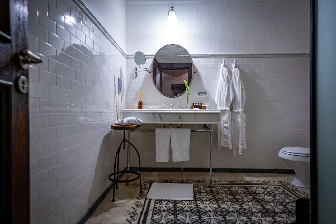 Zimmer Factoria Hotel