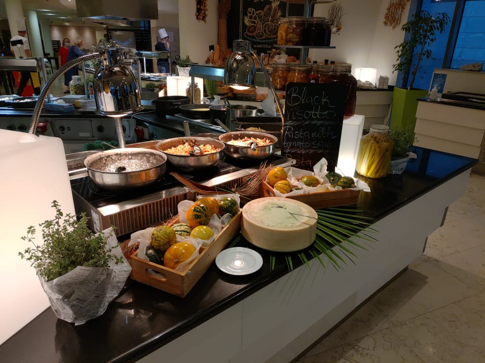 Gastro Valamar Lacroma Hotel