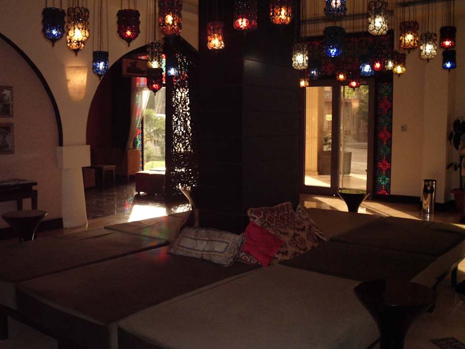 Lobby Sheki Saray Hotel