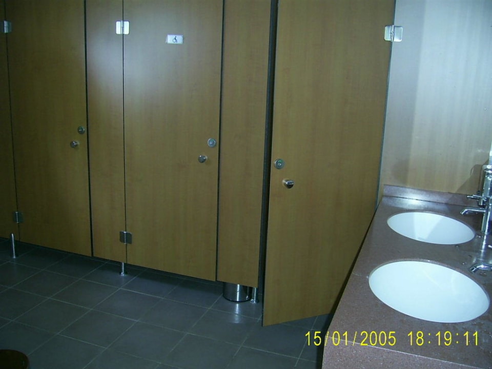 WC Strand Bar Hotel The Holiday Resort