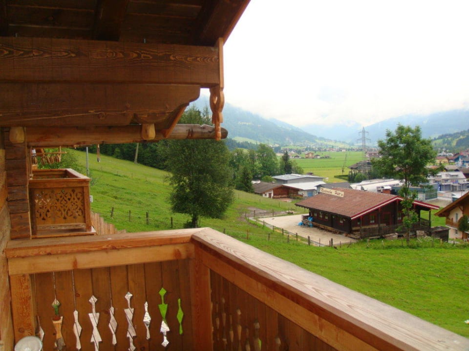 Balkon Aussicht Almdorf Flachau