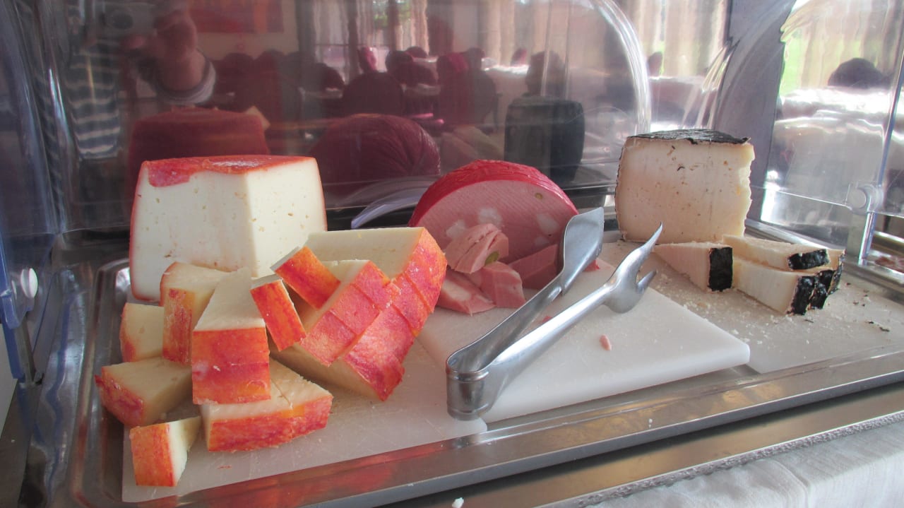 Śniadania Pisa Tower Plaza