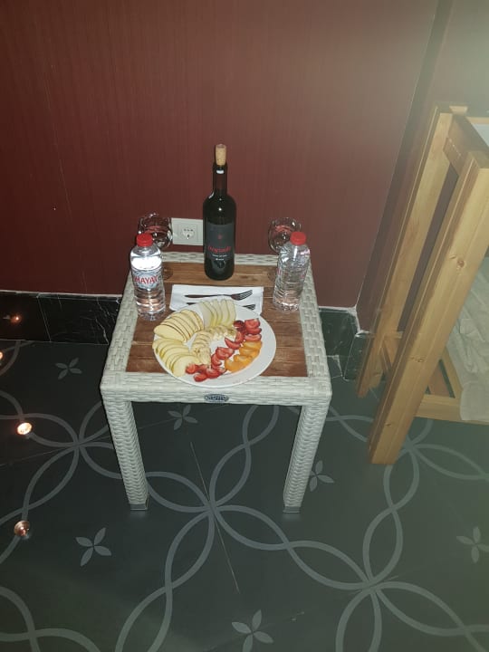 Sonstiges Azura Deluxe Resort & Spa Hotel