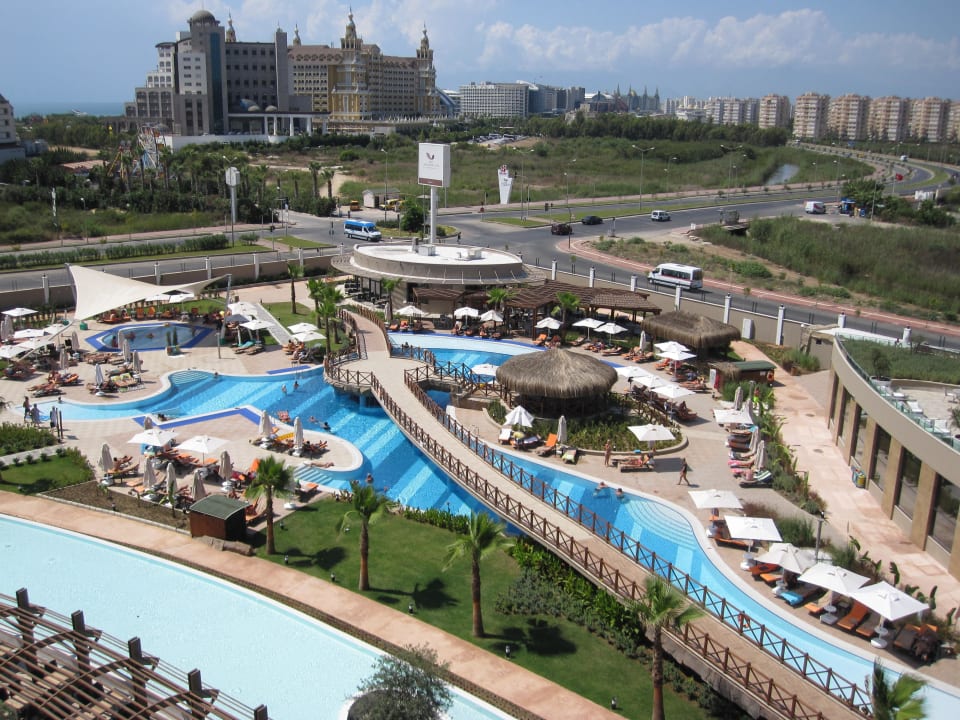 Pool am Hotel Aska Lara Resort & Spa