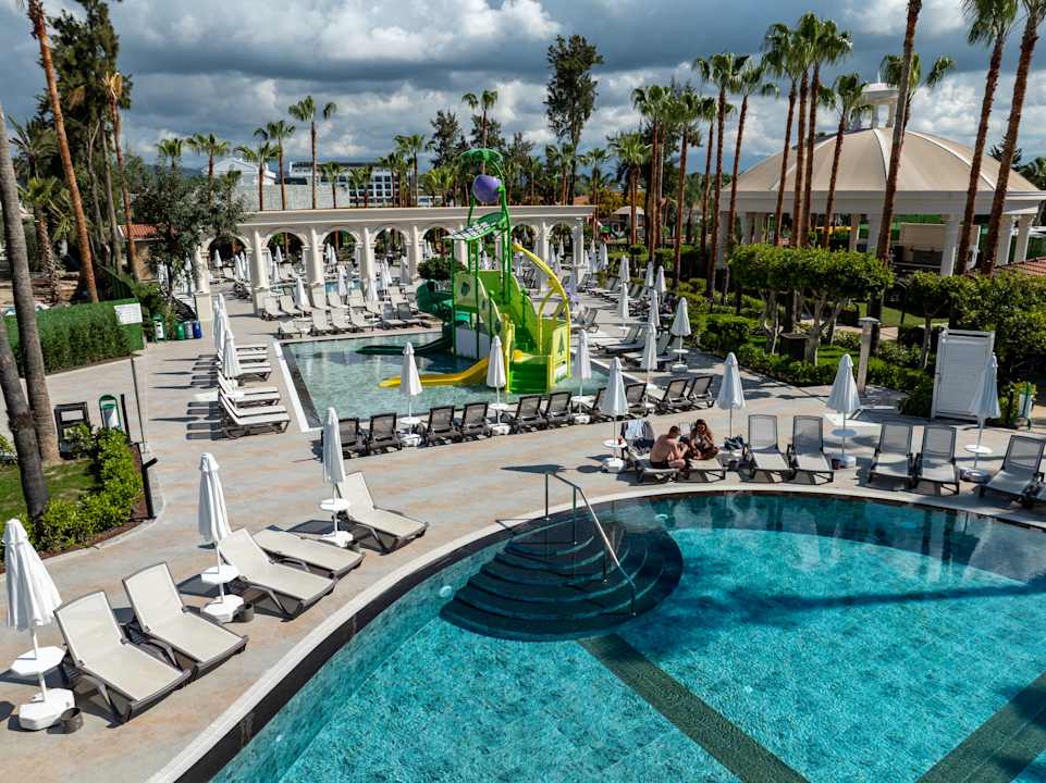 Pool allsun Numa Club Side