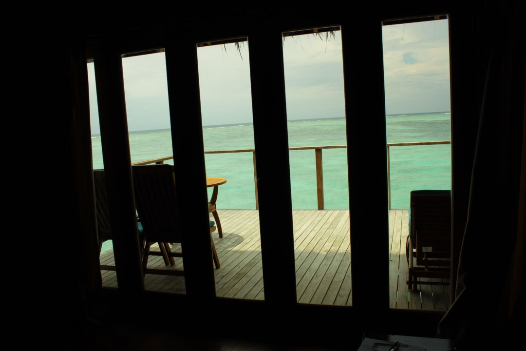 Ausblick aus der jacuzzi water villa Meeru Maldives Resort Island