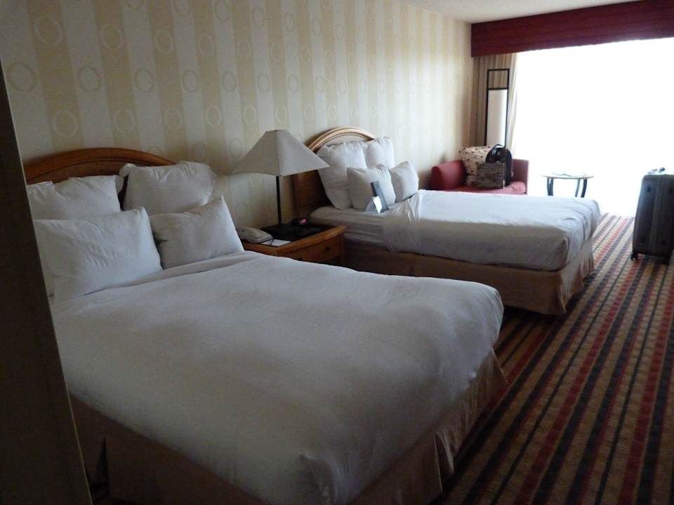 Blick auf das geräumige Zimmer Crowne Plaza Midtown