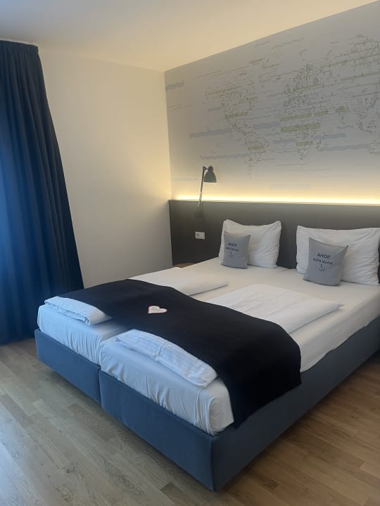 Zimmer JUFA Hotel Hamburg HafenCity